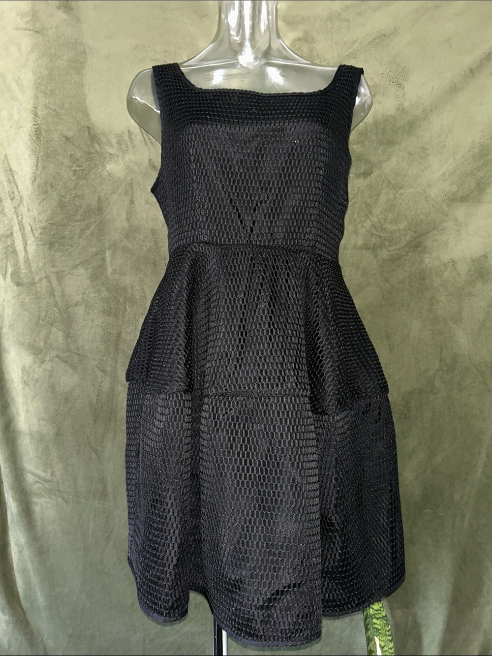 Gracia Black Textured Sleeveless Peplum Dress